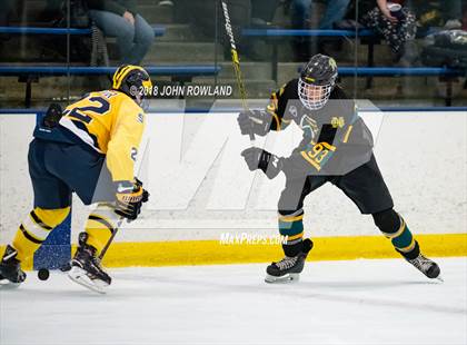 Thumbnail 1 in Glenbrook South vs. Glenbrook North photogallery.