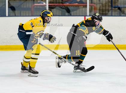 Thumbnail 2 in Glenbrook South vs. Glenbrook North photogallery.