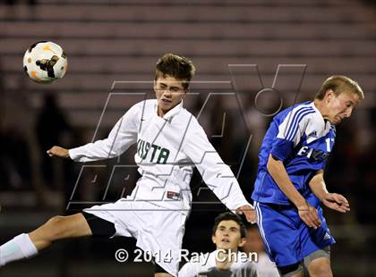 Thumbnail 3 in Mountain Vista vs. Broomfield (CHSAA 5A Playoff Round of 16) photogallery.