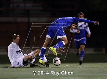 Thumbnail 2 in Mountain Vista vs. Broomfield (CHSAA 5A Playoff Round of 16) photogallery.