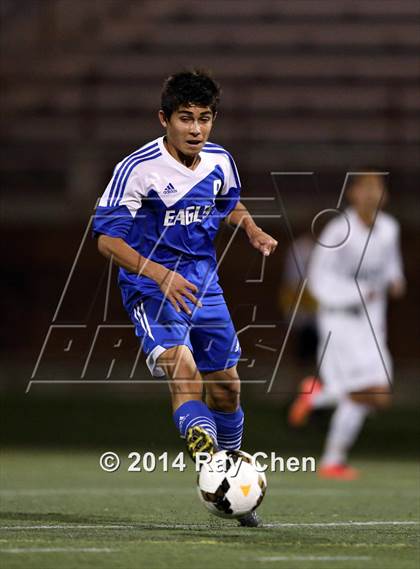 Thumbnail 1 in Mountain Vista vs. Broomfield (CHSAA 5A Playoff Round of 16) photogallery.