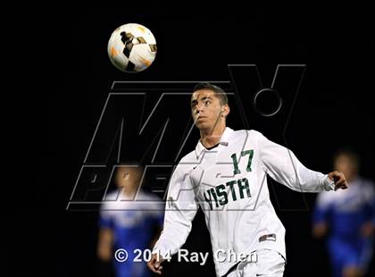 Thumbnail 1 in Mountain Vista vs. Broomfield (CHSAA 5A Playoff Round of 16) photogallery.