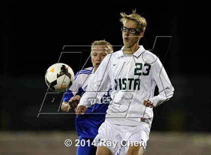 Thumbnail 2 in Mountain Vista vs. Broomfield (CHSAA 5A Playoff Round of 16) photogallery.