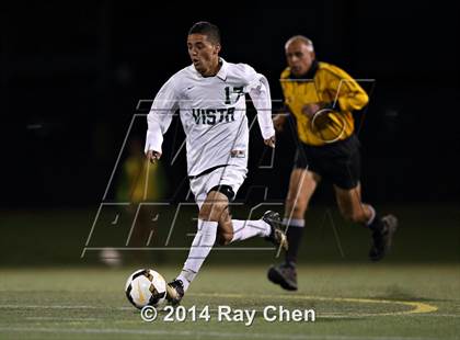 Thumbnail 3 in Mountain Vista vs. Broomfield (CHSAA 5A Playoff Round of 16) photogallery.