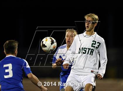 Thumbnail 3 in Mountain Vista vs. Broomfield (CHSAA 5A Playoff Round of 16) photogallery.