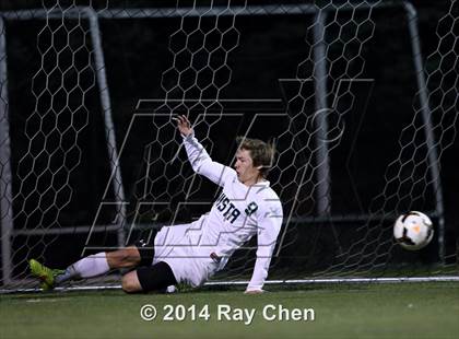 Thumbnail 2 in Mountain Vista vs. Broomfield (CHSAA 5A Playoff Round of 16) photogallery.