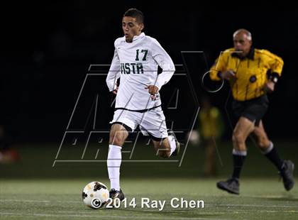 Thumbnail 1 in Mountain Vista vs. Broomfield (CHSAA 5A Playoff Round of 16) photogallery.
