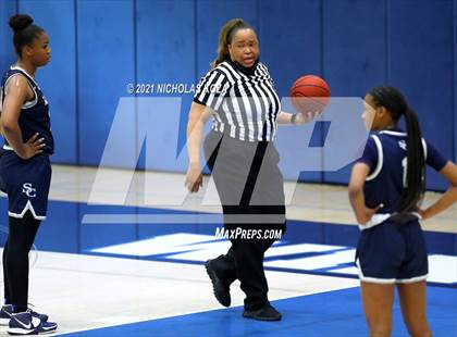 Thumbnail 3 in Sierra Canyon vs. Windward photogallery.