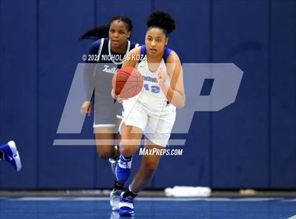 Thumbnail 3 in Sierra Canyon vs. Windward photogallery.