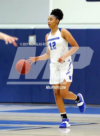 Thumbnail 2 in Sierra Canyon vs. Windward photogallery.