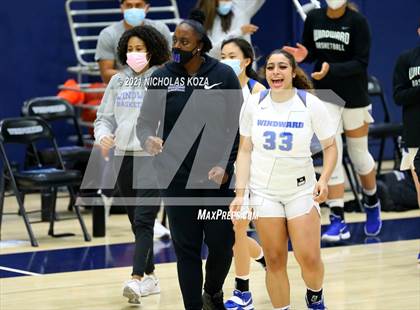 Thumbnail 1 in Sierra Canyon vs. Windward photogallery.