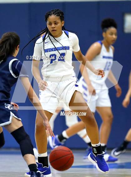 Thumbnail 3 in Sierra Canyon vs. Windward photogallery.