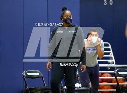 Thumbnail 3 in Sierra Canyon vs. Windward photogallery.