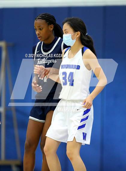 Thumbnail 3 in Sierra Canyon vs. Windward photogallery.