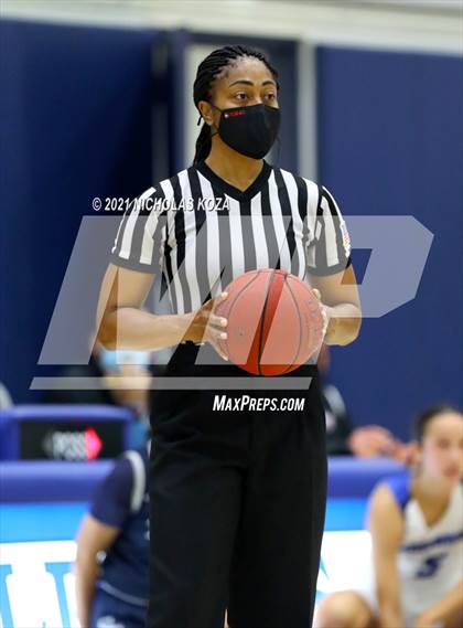 Thumbnail 3 in Sierra Canyon vs. Windward photogallery.