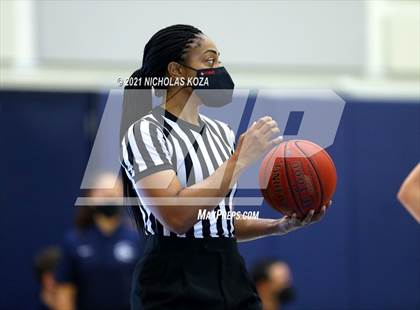 Thumbnail 2 in Sierra Canyon vs. Windward photogallery.