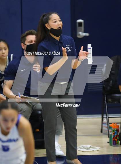 Thumbnail 1 in Sierra Canyon vs. Windward photogallery.