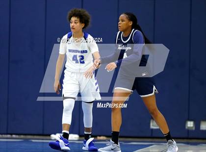 Thumbnail 1 in Sierra Canyon vs. Windward photogallery.