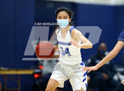 Thumbnail 2 in Sierra Canyon vs. Windward photogallery.