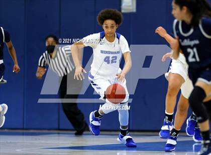 Thumbnail 2 in Sierra Canyon vs. Windward photogallery.