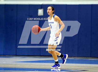 Thumbnail 1 in Sierra Canyon vs. Windward photogallery.