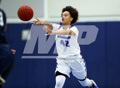 Thumbnail 1 in Sierra Canyon vs. Windward photogallery.