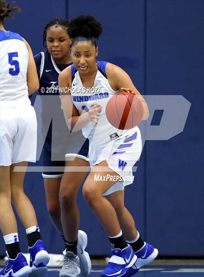 Thumbnail 2 in Sierra Canyon vs. Windward photogallery.