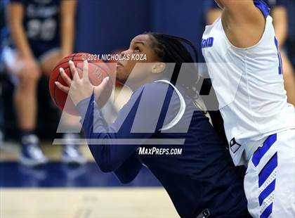 Thumbnail 2 in Sierra Canyon vs. Windward photogallery.