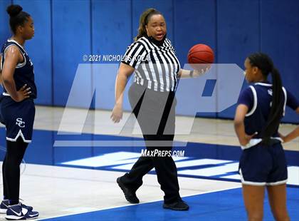 Thumbnail 2 in Sierra Canyon vs. Windward photogallery.