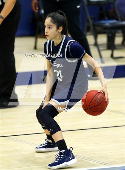 Thumbnail 3 in Sierra Canyon vs. Windward photogallery.