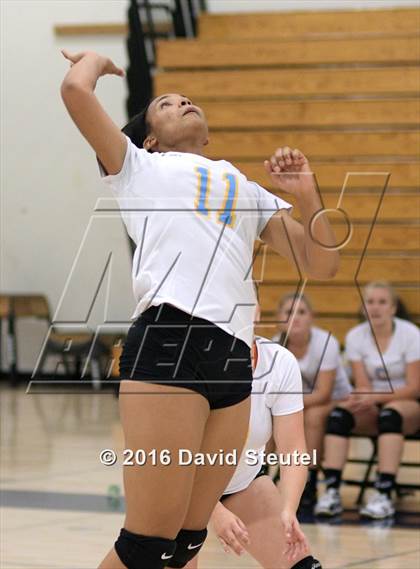 Thumbnail 1 in River City @ Inderkum photogallery.
