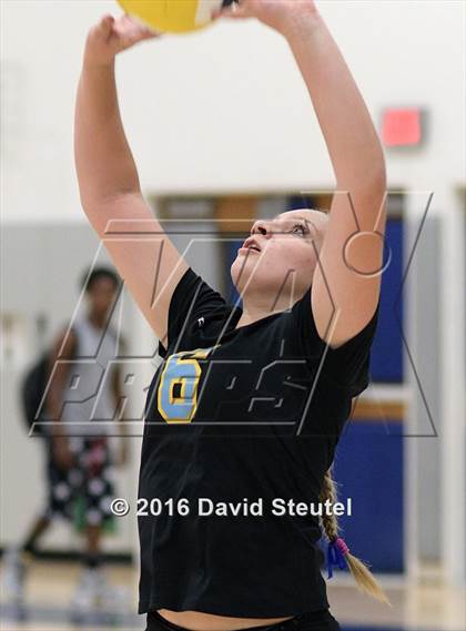 Thumbnail 2 in River City @ Inderkum photogallery.