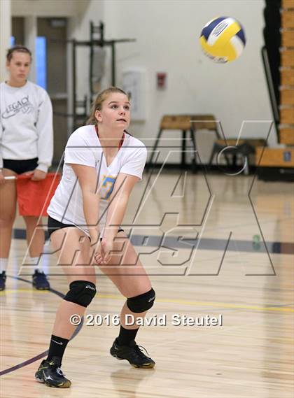 Thumbnail 2 in River City @ Inderkum photogallery.