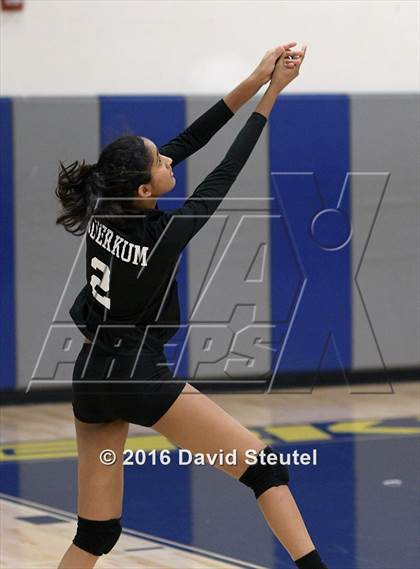 Thumbnail 2 in River City @ Inderkum photogallery.