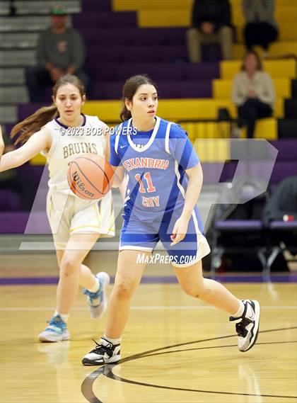 Thumbnail 1 in Alexandria City @ Lake Braddock photogallery.