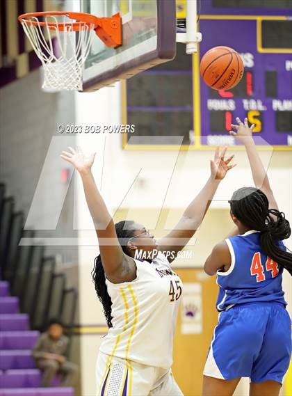 Thumbnail 3 in Alexandria City @ Lake Braddock photogallery.