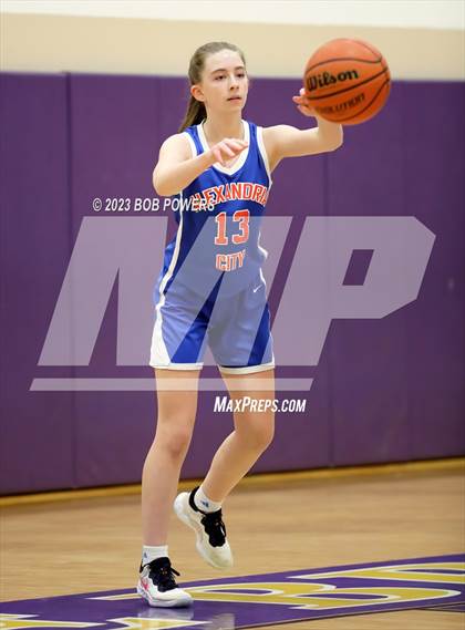 Thumbnail 3 in Alexandria City @ Lake Braddock photogallery.