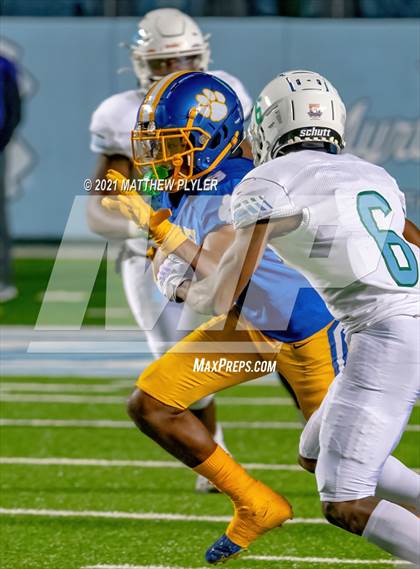 Thumbnail 3 in J.H. Rose vs Dudley (NCHSAA 3A Final - 2 of 2) photogallery.