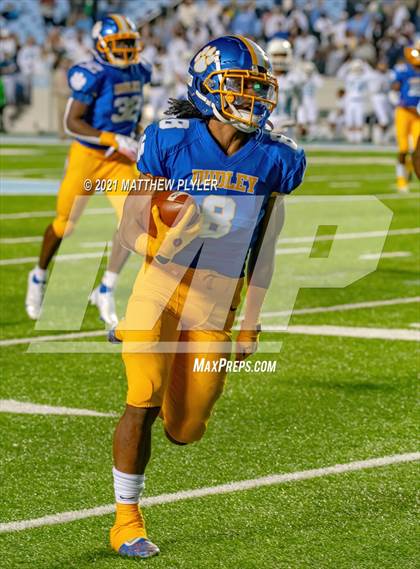 Thumbnail 3 in J.H. Rose vs Dudley (NCHSAA 3A Final - 2 of 2) photogallery.