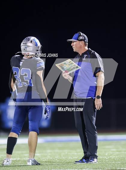 Thumbnail 2 in Roxana @ Freeburg photogallery.