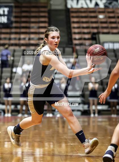 Thumbnail 3 in Bakersfield vs. Arroyo Grande (CIF D1 Central Section Championship) photogallery.