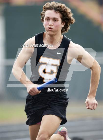 Thumbnail 1 in Mandarin Preseason Classic (4 x 100 Meter) photogallery.
