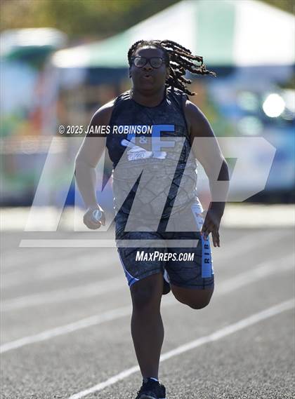 Thumbnail 2 in Mandarin Preseason Classic (4 x 100 Meter) photogallery.