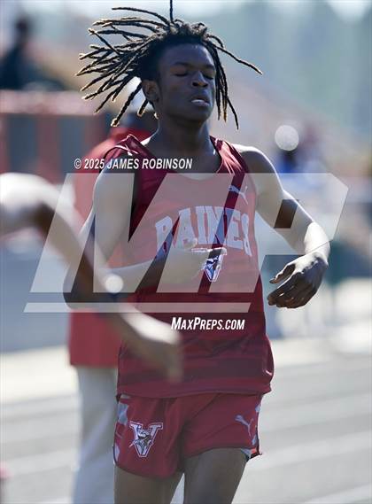 Thumbnail 1 in Mandarin Preseason Classic (4 x 100 Meter) photogallery.