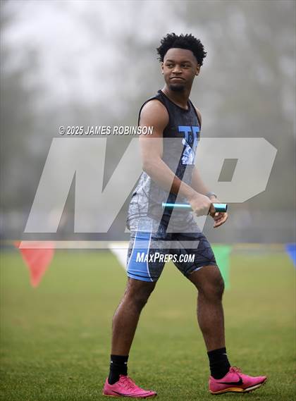Thumbnail 3 in Mandarin Preseason Classic (4 x 100 Meter) photogallery.