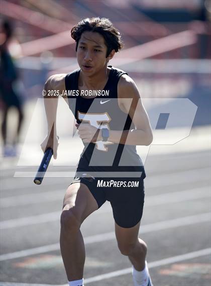 Thumbnail 1 in Mandarin Preseason Classic (4 x 100 Meter) photogallery.