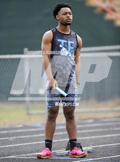 Thumbnail 3 in Mandarin Preseason Classic (4 x 100 Meter) photogallery.