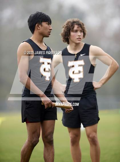 Thumbnail 1 in Mandarin Preseason Classic (4 x 100 Meter) photogallery.