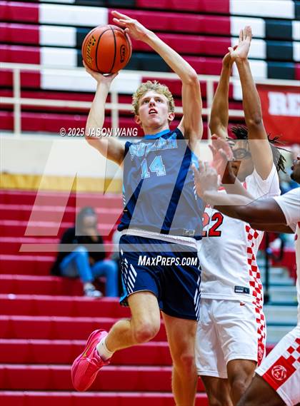 Thumbnail 2 in Sultan @ Renton photogallery.