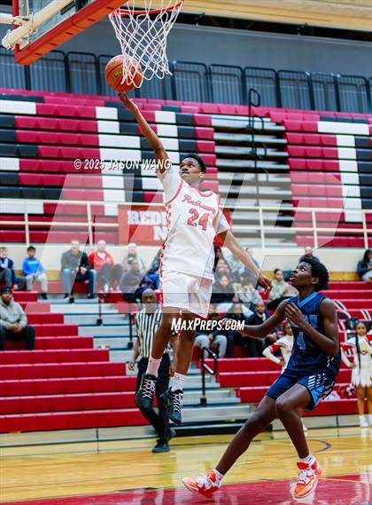 Thumbnail 2 in Sultan @ Renton photogallery.